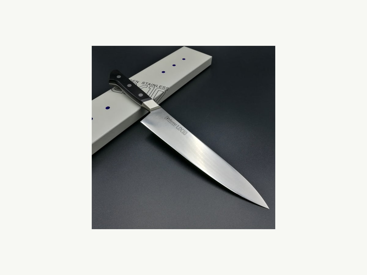 UX10 Gyuto 210 mm